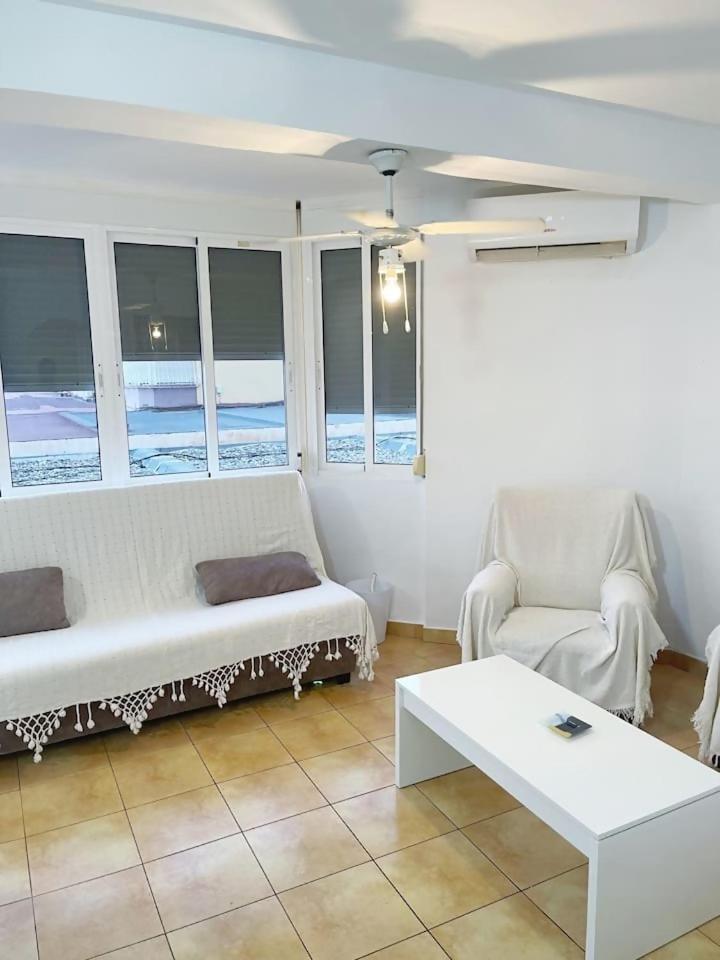 Apartamento Centrico Plazamar 4 Piscina Torre Del Mar Kültér fotó