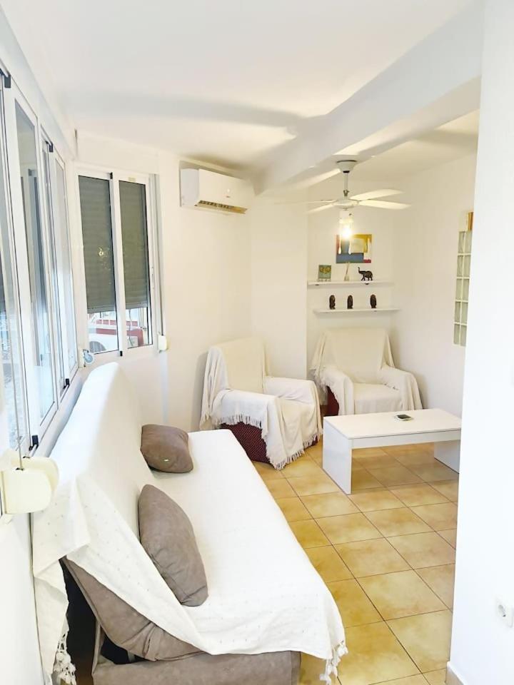 Apartamento Centrico Plazamar 4 Piscina Torre Del Mar Kültér fotó