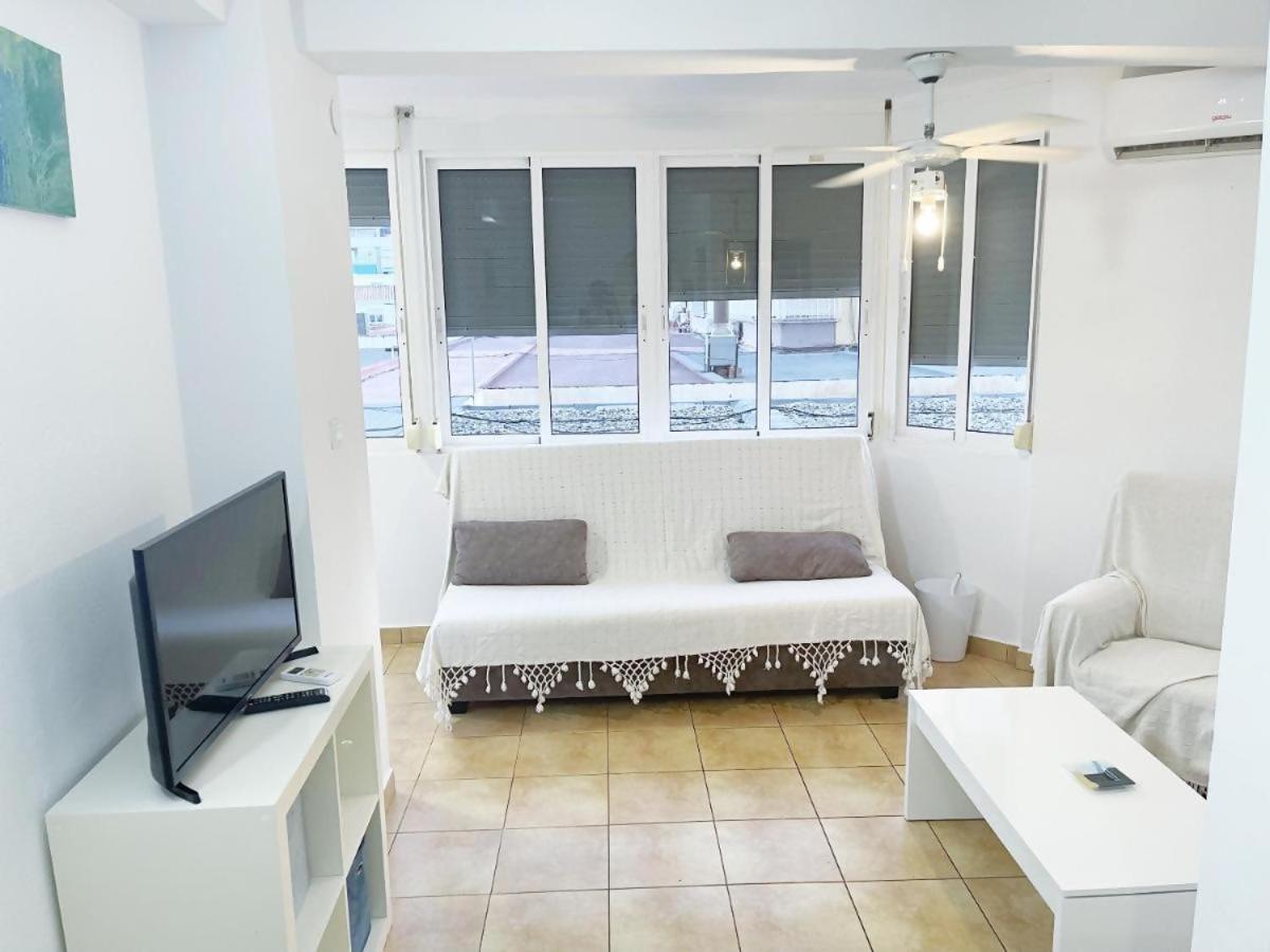 Apartamento Centrico Plazamar 4 Piscina Torre Del Mar Kültér fotó