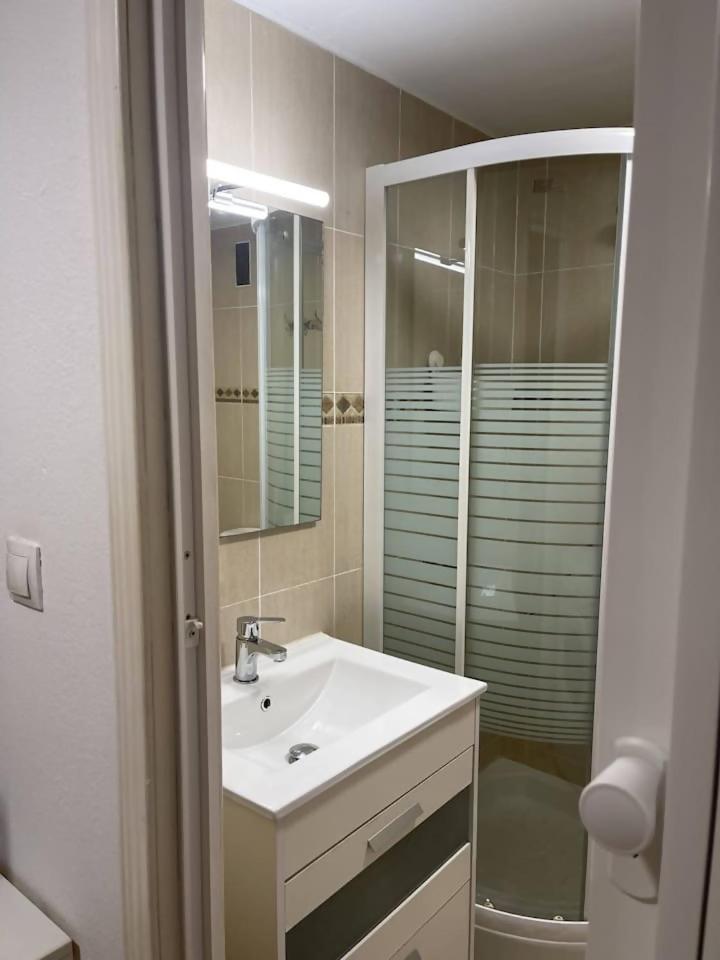 Apartamento Centrico Plazamar 4 Piscina Torre Del Mar Kültér fotó