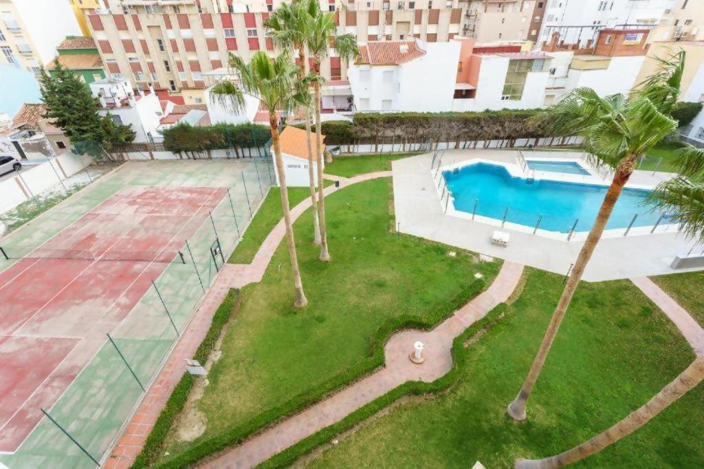 Apartamento Centrico Plazamar 4 Piscina Torre Del Mar Kültér fotó